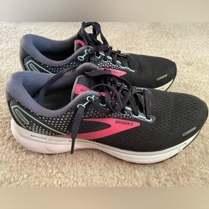 Brooks Ghost 14